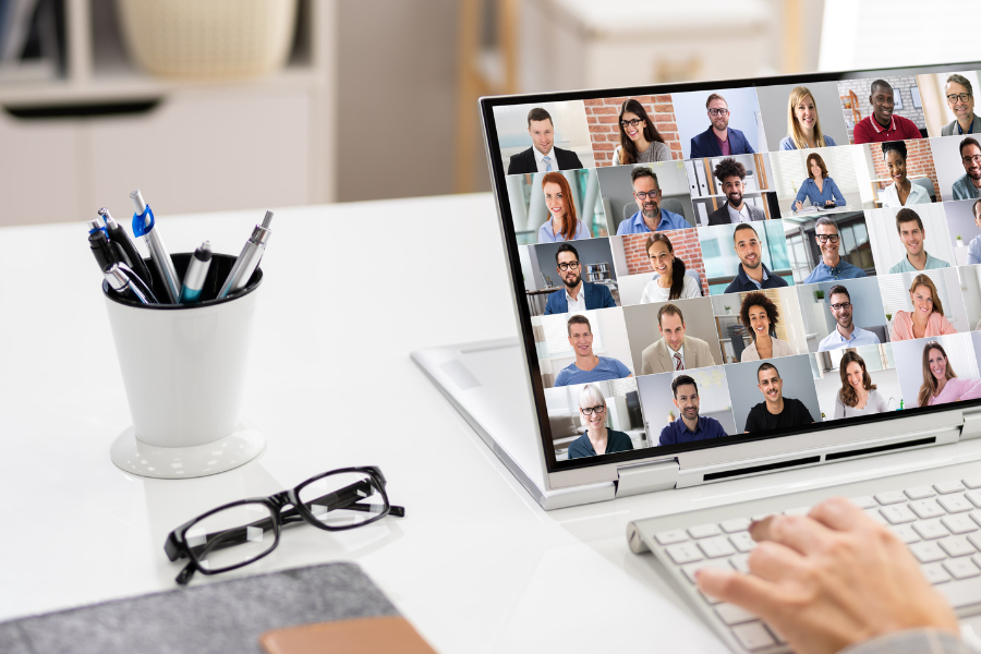 Adapting HR Practices for a Hybrid Workforce